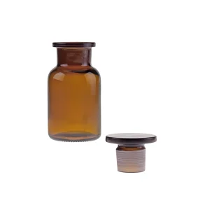 Apotekerglas med glaslg, brun glas 100ml.